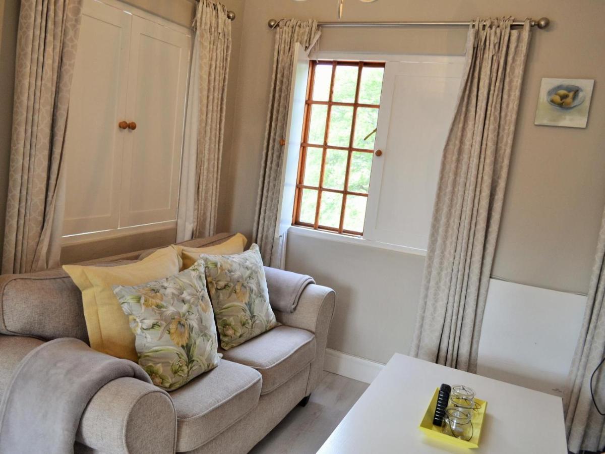 By The Way Guesthouse كلارينس المظهر الخارجي الصورة