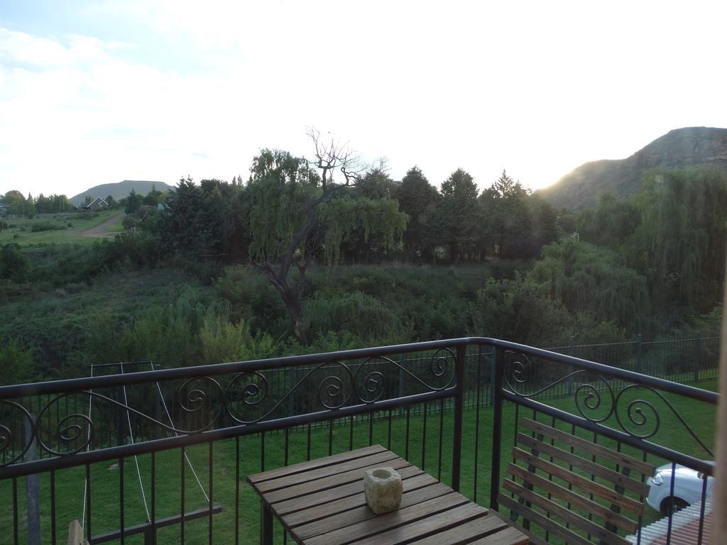By The Way Guesthouse كلارينس الغرفة الصورة