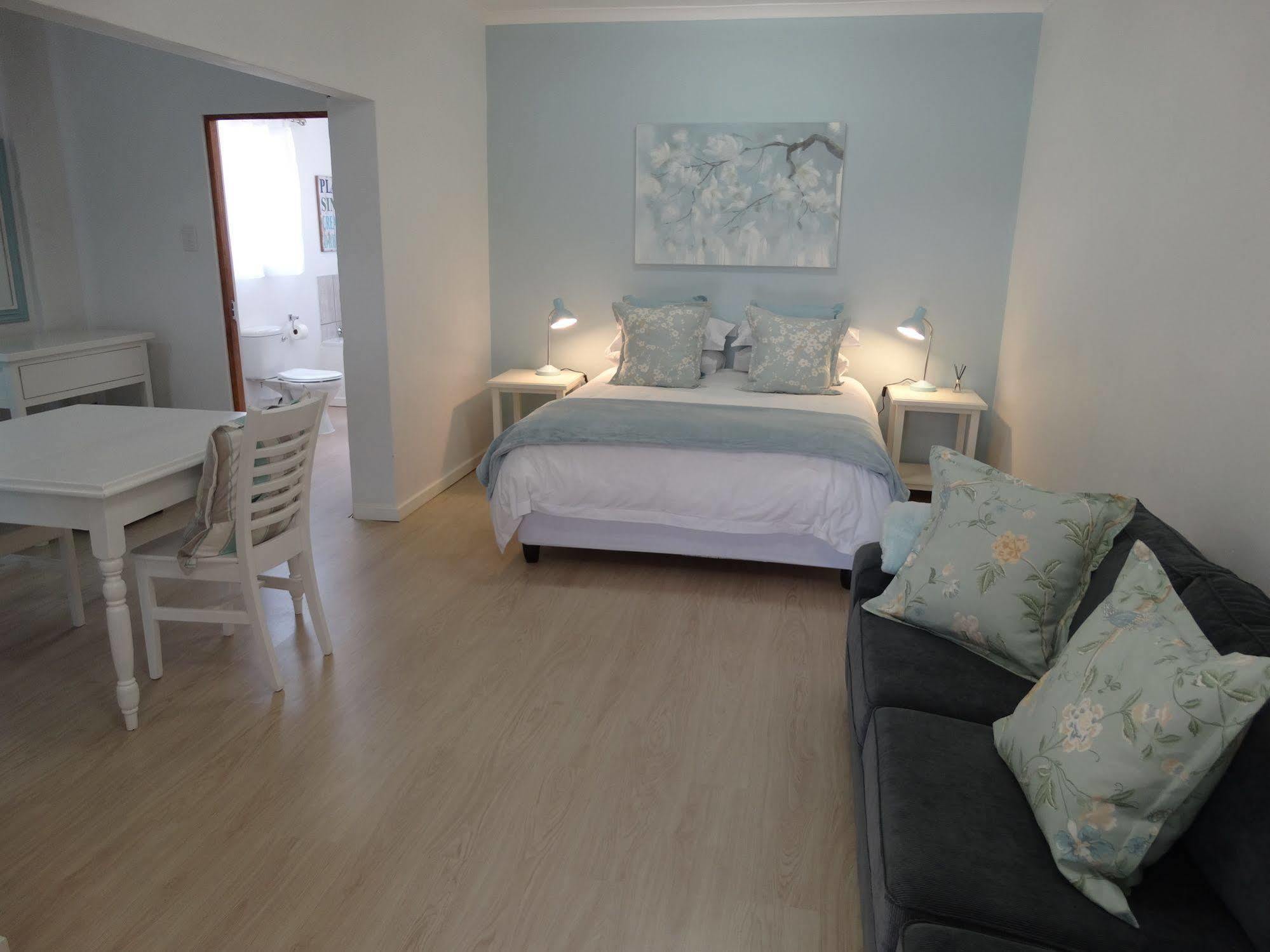 By The Way Guesthouse كلارينس المظهر الخارجي الصورة